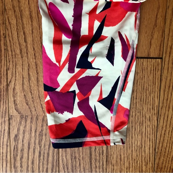 J Dow Fitness x Target Collection Geometric Pattern leggings Women’s Size 2X - Picture 4 of 7